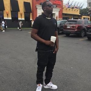 Meet your Posher, Corey